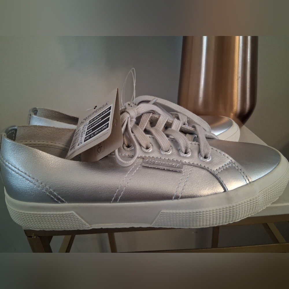 Superga Silver Sneakers, Size 7, NEW - Picture 2 of 7